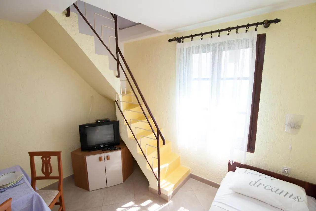 Ferienwohnung Apartman Kristina Banjole Apartment